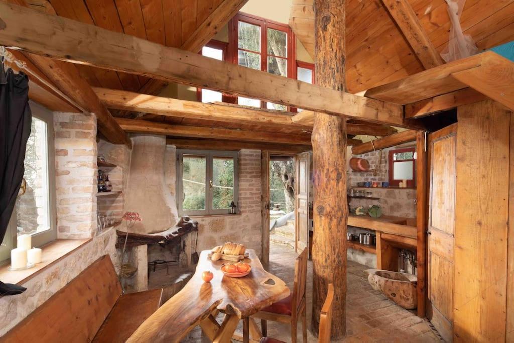 Villa Margaritis'S Treehouse à Paramonas  Extérieur photo
